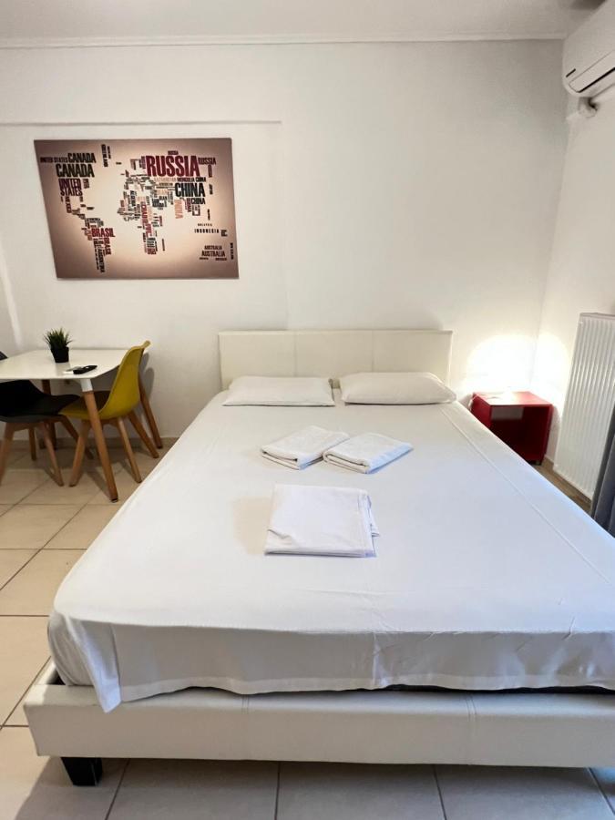Jacuzzi Studio Close To Athens Airport!! باليني المظهر الخارجي الصورة